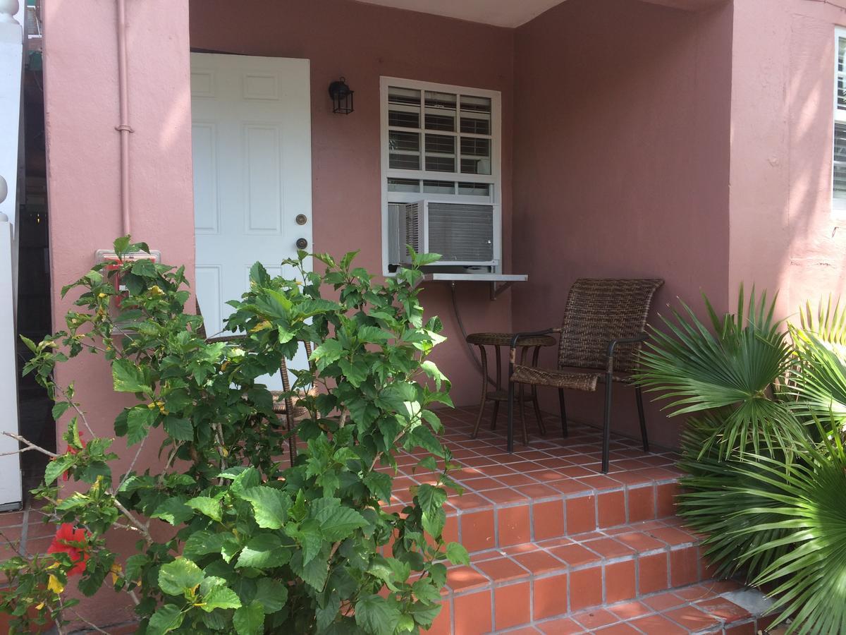 Courtney'S Place Historic Cottages & Inns Key West Eksteriør bilde