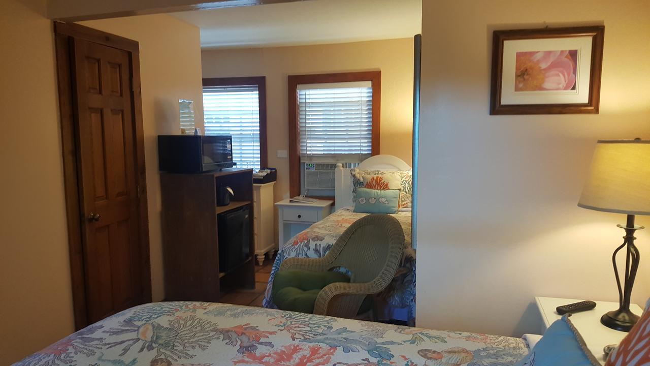 Courtney'S Place Historic Cottages & Inns Key West Eksteriør bilde